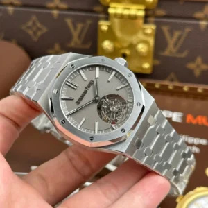 Audemars Piguet Royal Oak Flying Tourbillon 26530TI.OO.1220TI.01 41mm – VIP Version - Görsel 3
