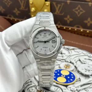Alternative view of IWC Ingenieur Automatic IW328904 40mm – VIP Version