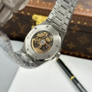 Audemars Piguet Royal Oak Frosted Gold Double Balance Wheel Openworked 41mm benzen Baugette – VIP VERSION - Görsel 8