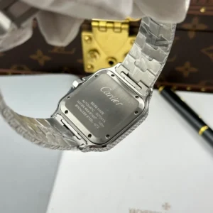Cartier Santos de Cartie Larger Full Diamond Demi Yellow Gold 39.8mm – Handcrafted Diamod - Görsel 8
