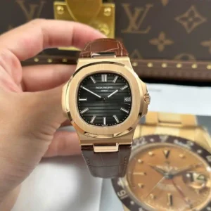 Alternative view of Patek Philippe Nautilus 5711R-001 Gray Dial – VIP Version