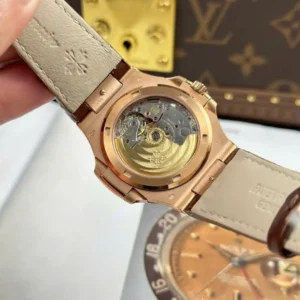 Patek Philippe Nautilus 5711R-001 Gray Dial – VIP Version - Görsel 4